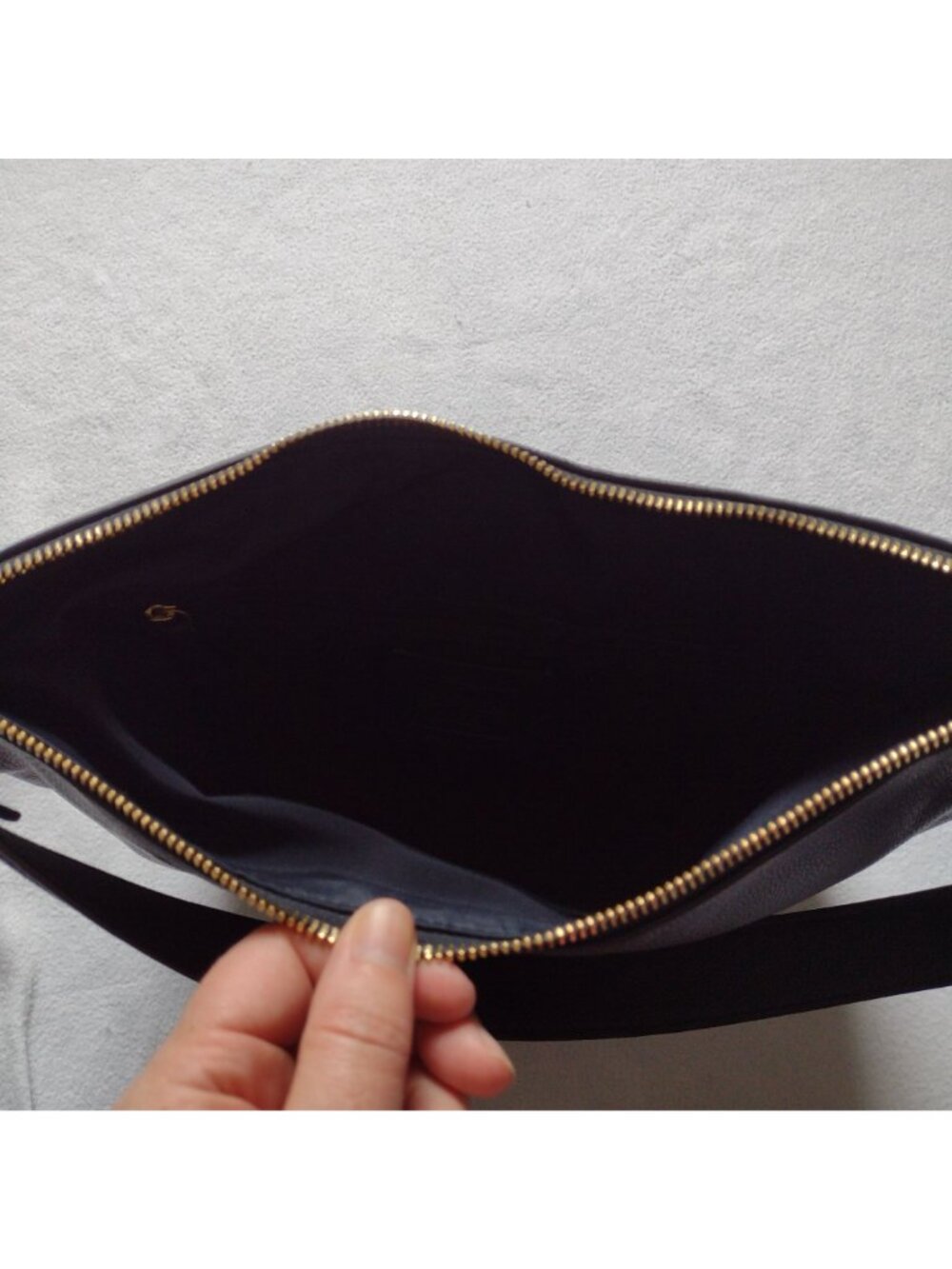 Coach Chelsea Hobo Bag in Navy Pebbled Leather High Quality Purse - Picture 8 of 11